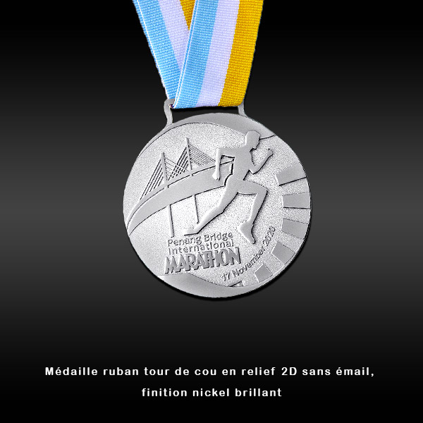 Fabrication médaille sportive personnalisée en métal avec relief et ruban tour de cou